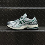 NEW BALANCE 1906R / SILVER METALLIC DEEP OCEAN