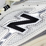 NEW BALANCE 204L / SILVER METALLIC BLACK