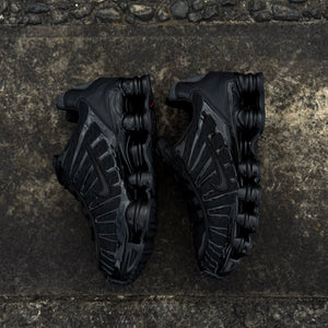 NIKE SHOX TL / BLACK METALLIC