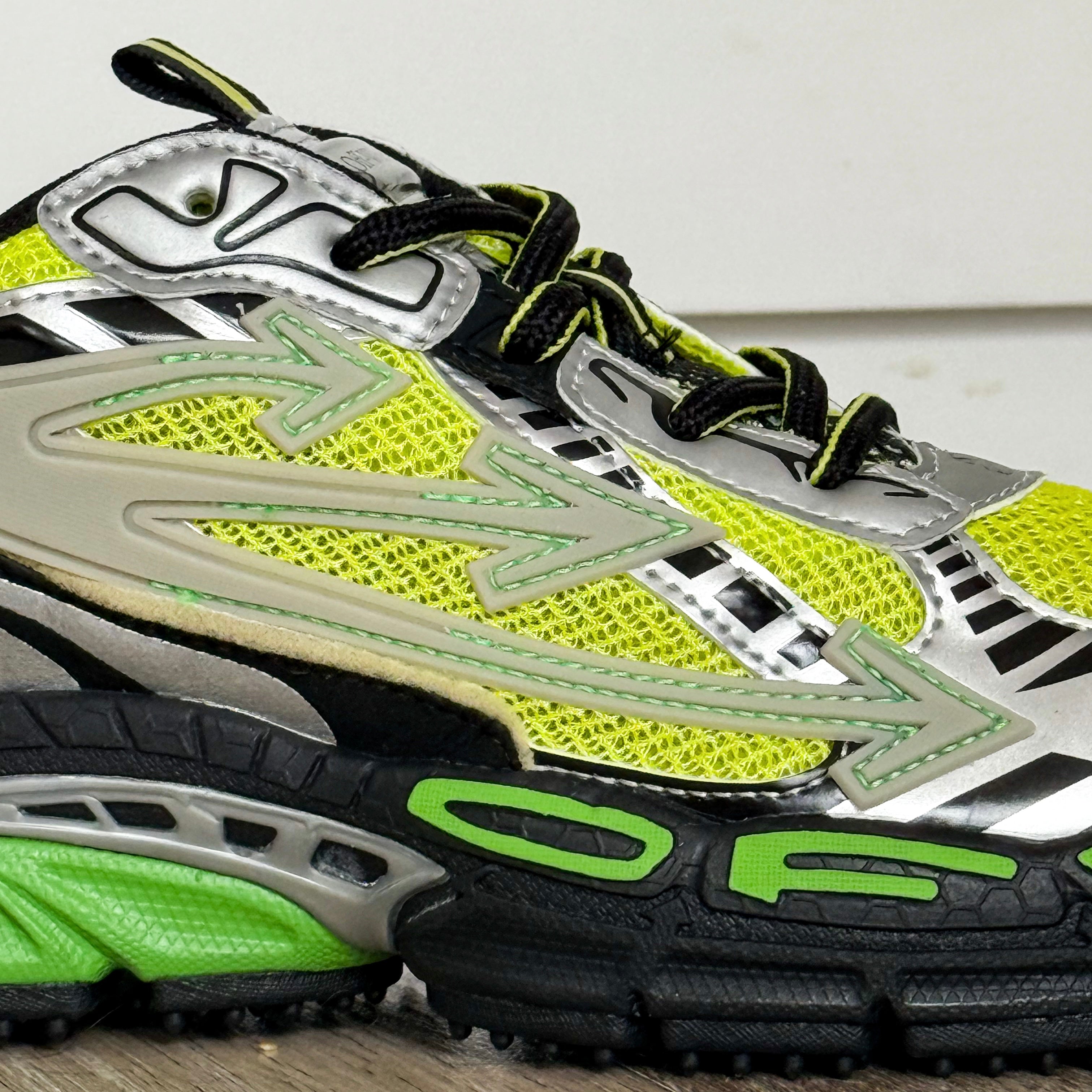 OFF WHITE / BE RIGHT BACK / SILVER GREEN FLUO