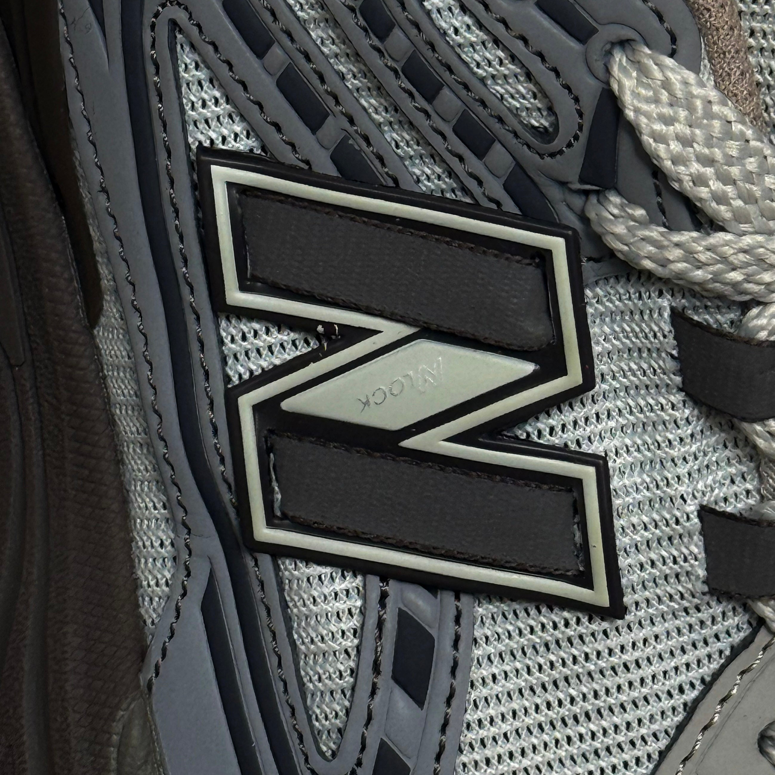 NEW BALANCE 1906R / DRIFTWOOD DARK MUSHROOM