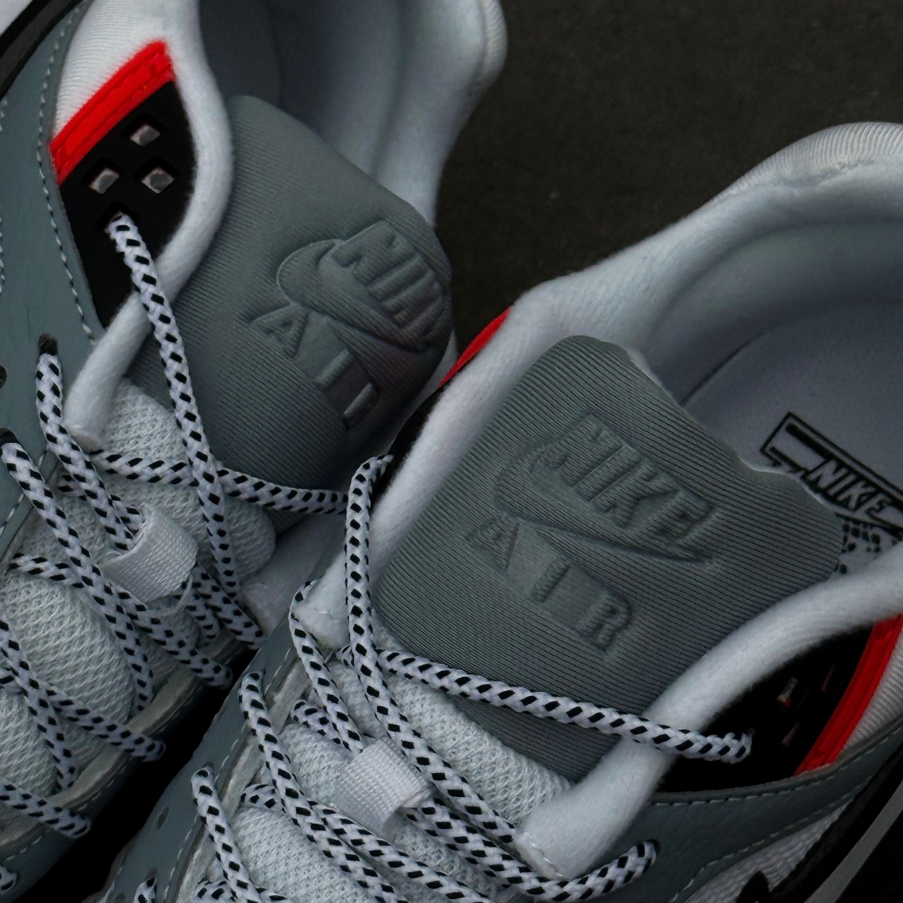 NIKE AIR MAX BW / BLACK WHITE