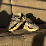 New Balance 57/40 - Black Grey
