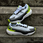 UNDER ARMOUR HOVR / WHITE GREEN