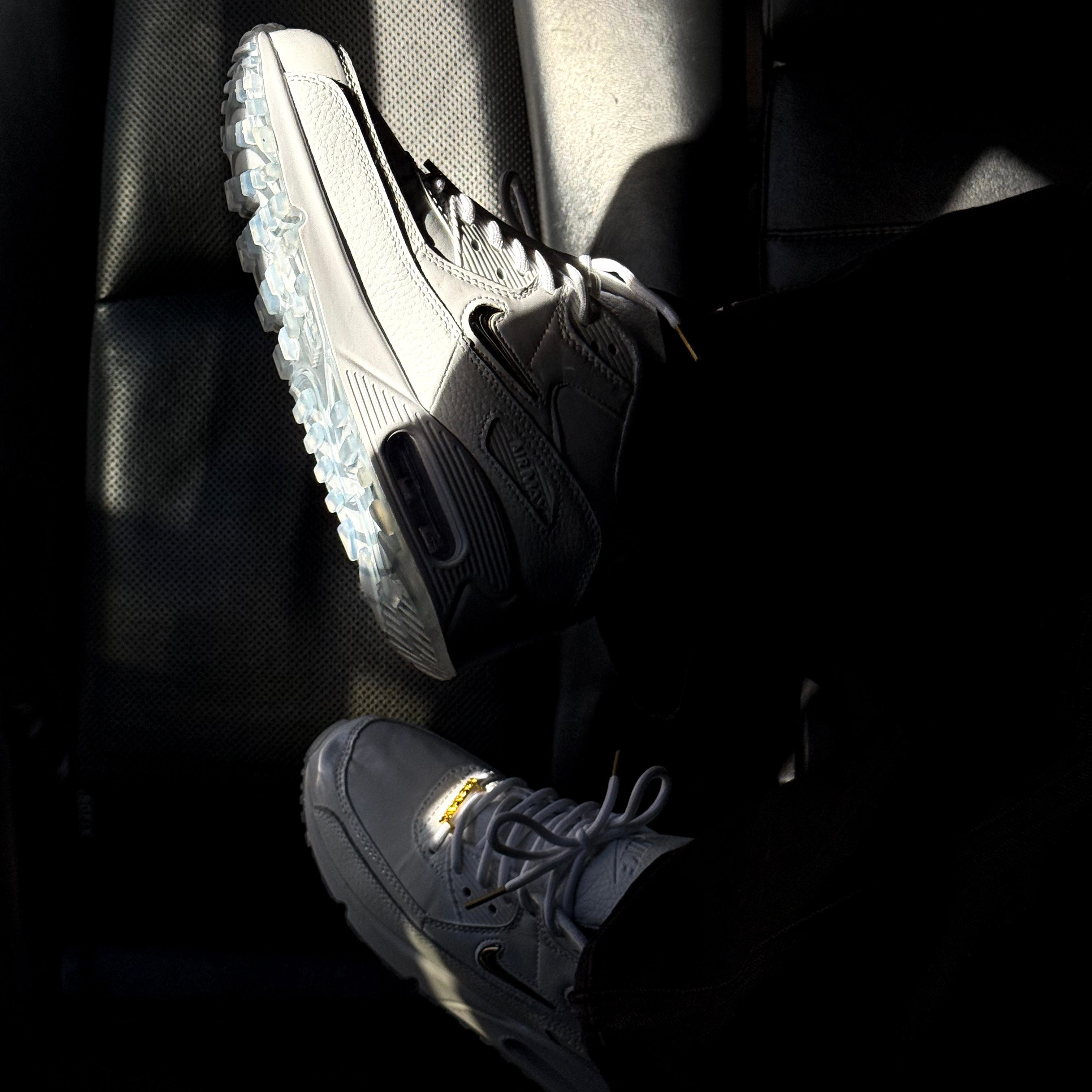 NIKE AIR MAX 90 NRG / RADIO WHITE
