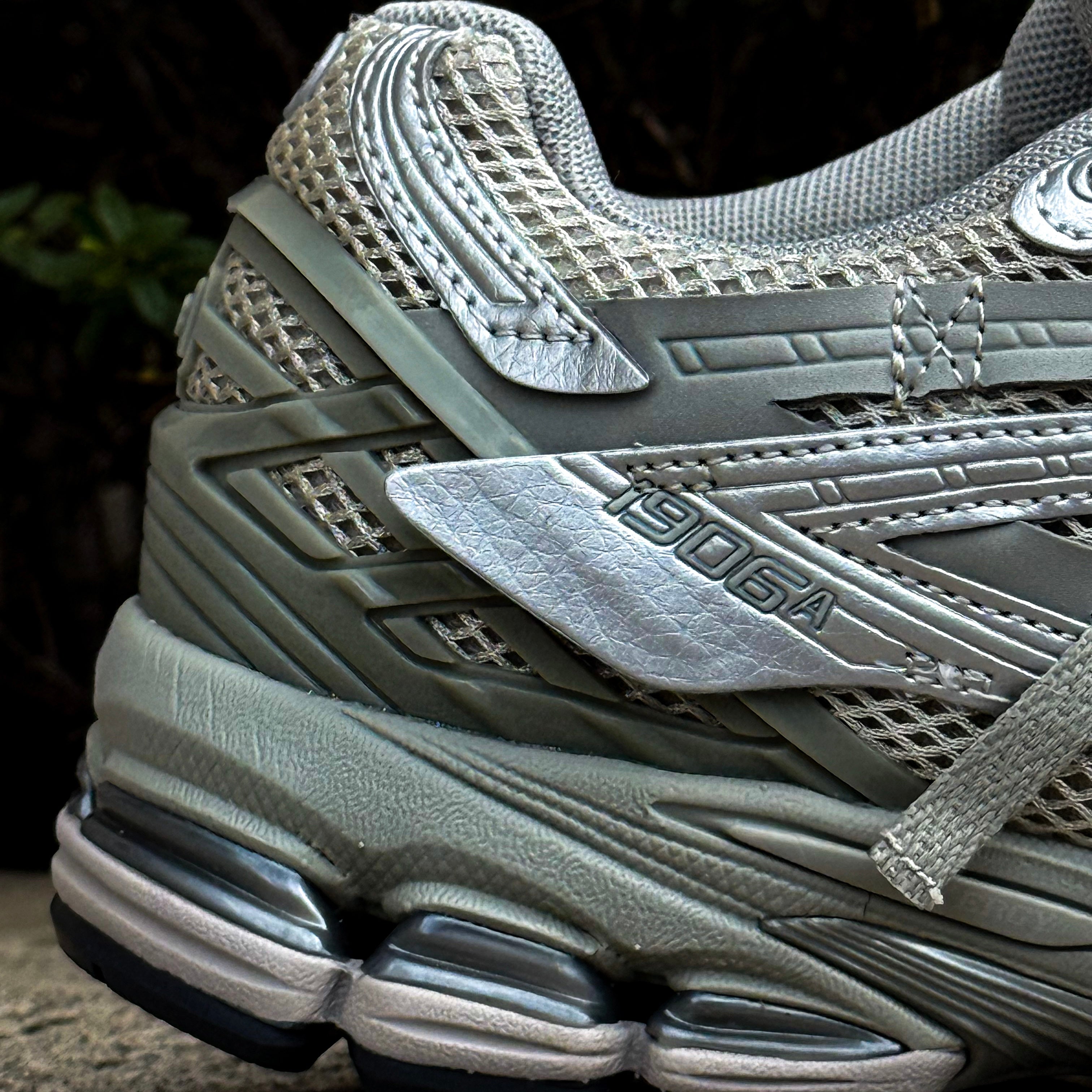 NEW BALANCE 1906A / CONCRETE SILVER METALIC