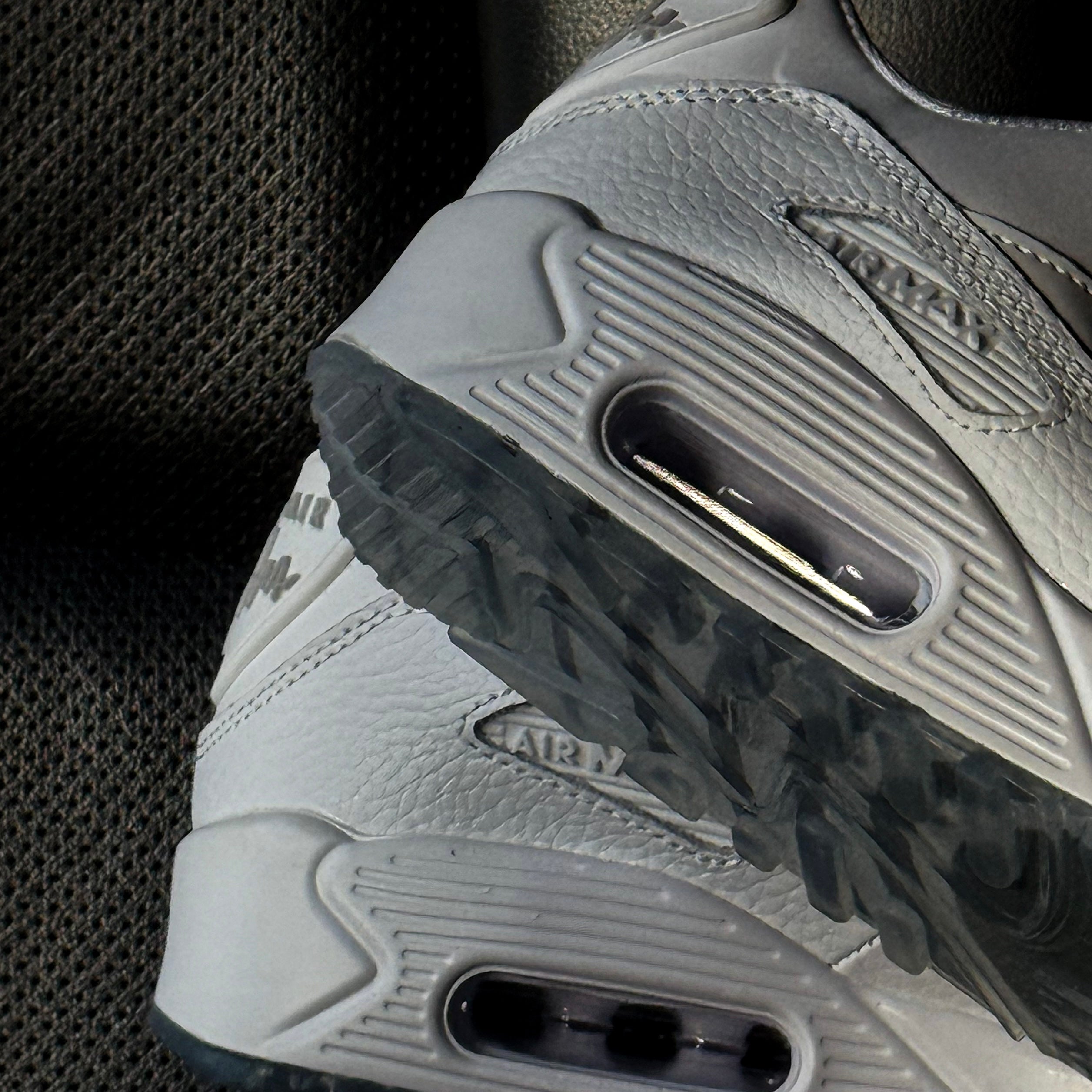 NIKE AIR MAX 90 NRG / RADIO WHITE