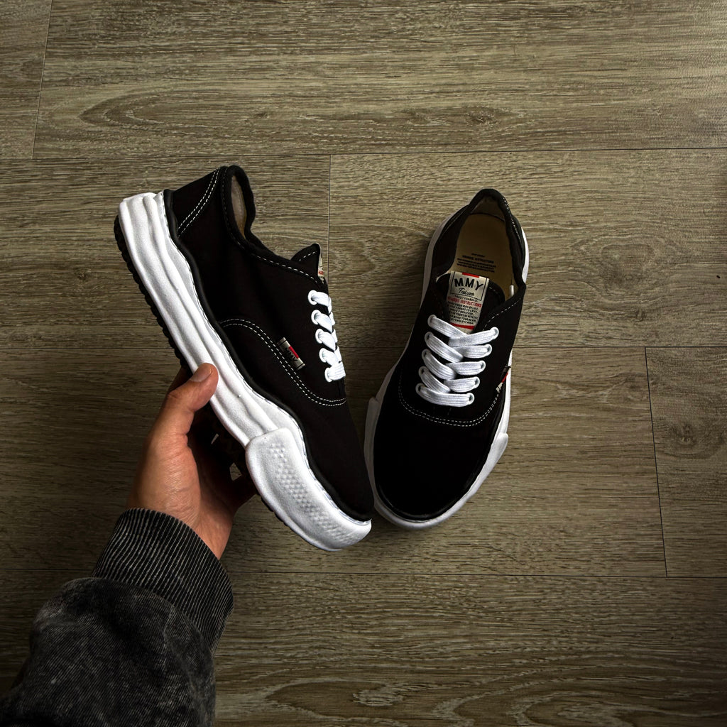 MAISON MIHARA YASUHIRO / BLACK