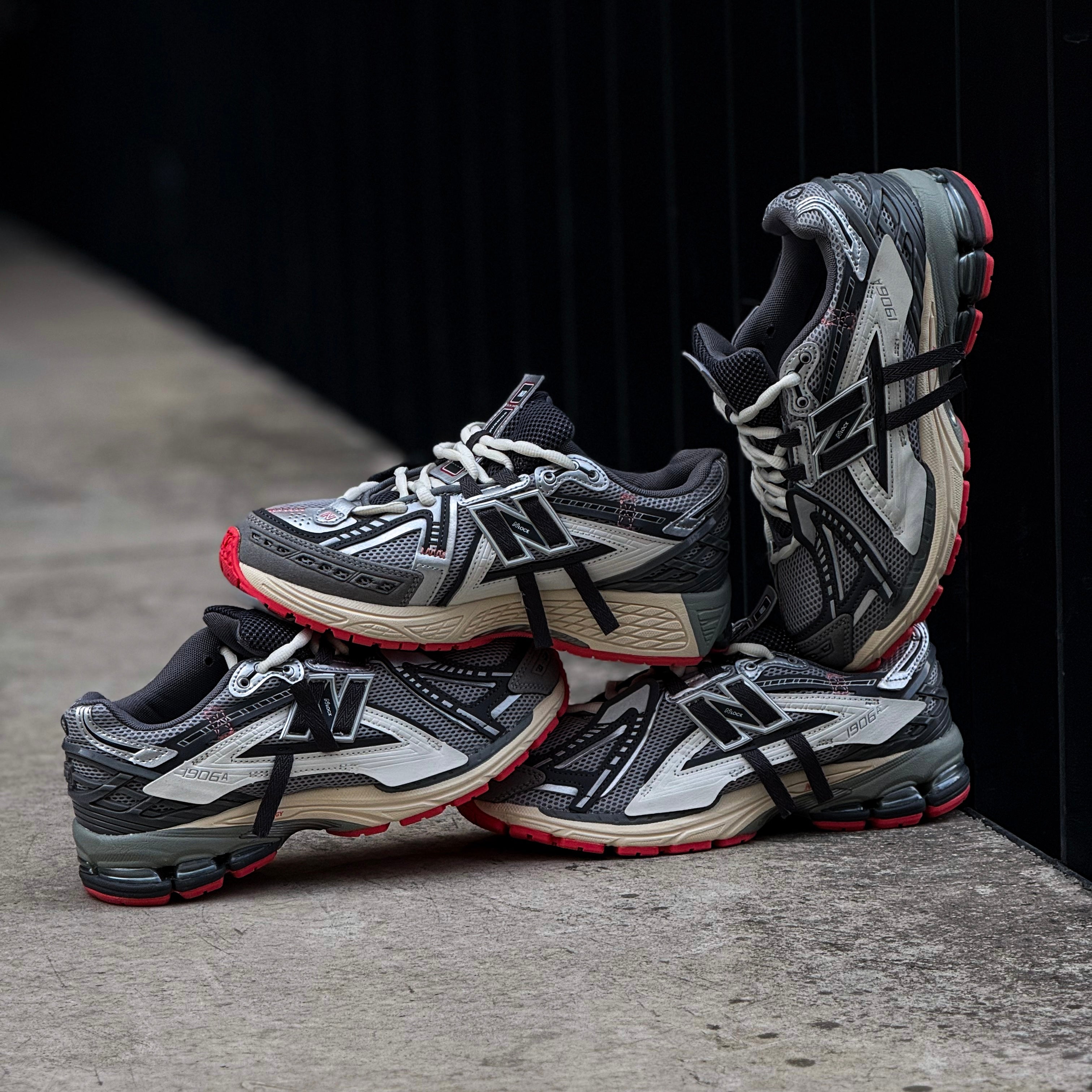 NEW BALANCE 1906A / SLATE GREY DRIFT RED