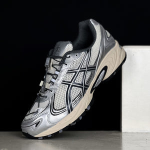 ASICS Gel-Kahana V4 / Grey