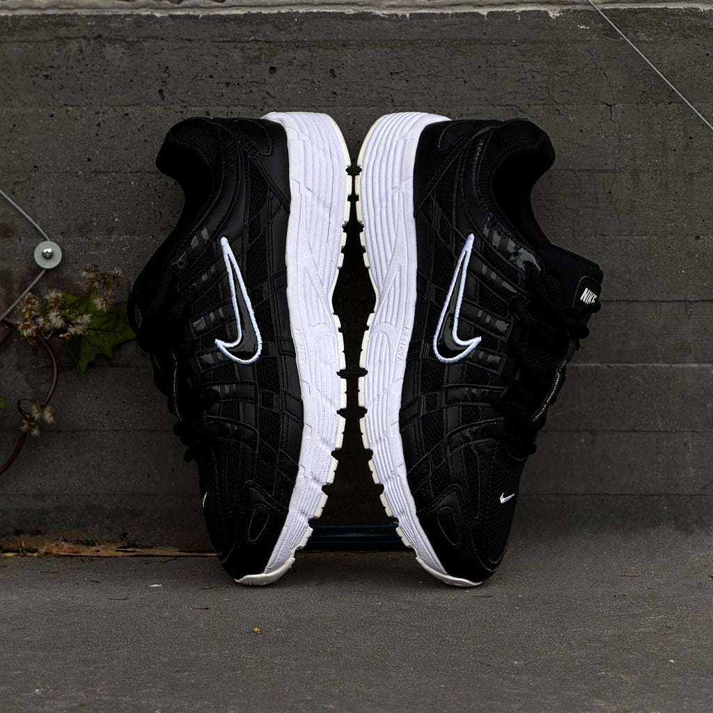 NIKE P-6000 / BACK ANTHRACITE WHITE
