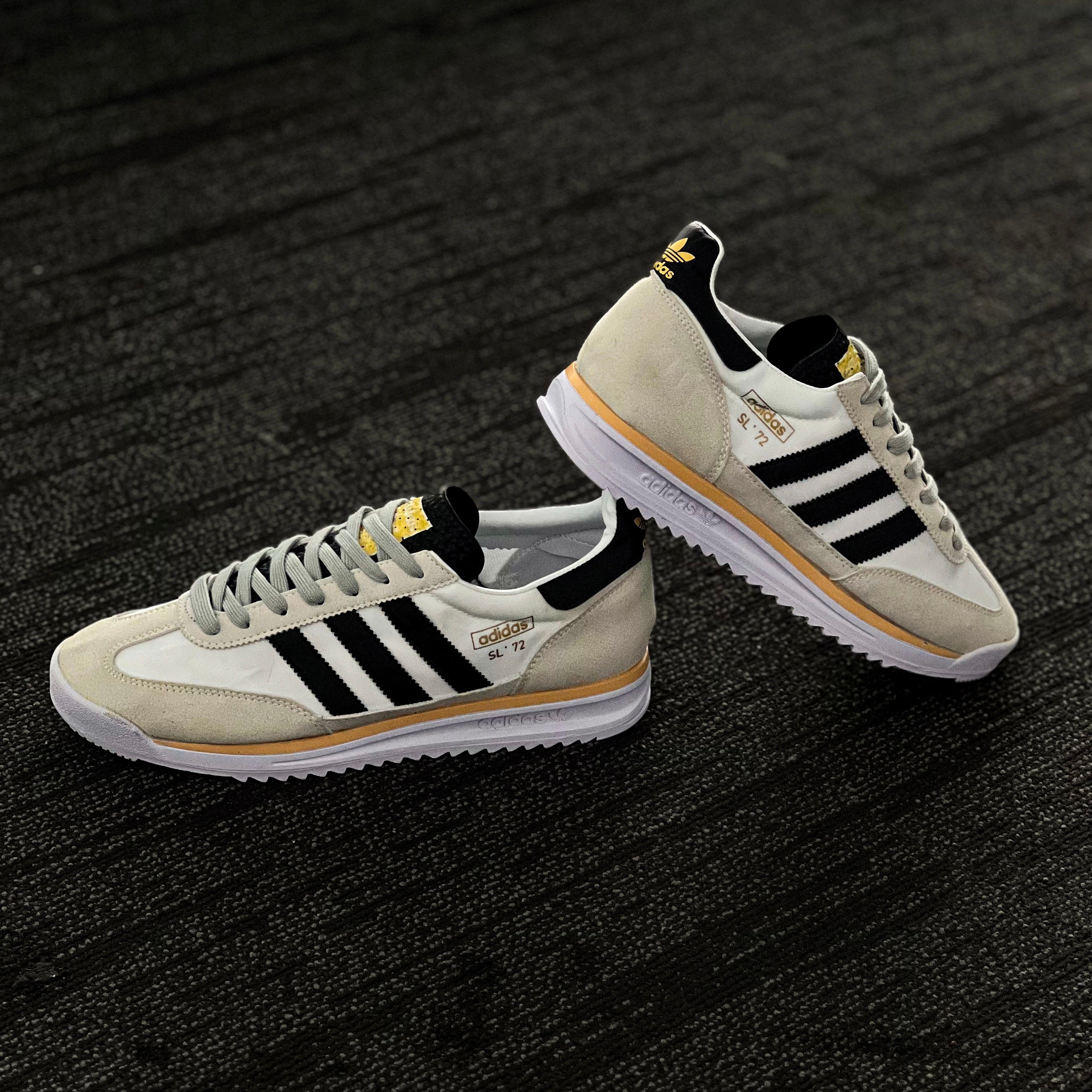ADIDAS SL 72 RS / WHITE BLACK SPARK