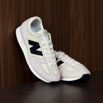 NEW BALANCE 471 / LINEN ANGORA BLACK