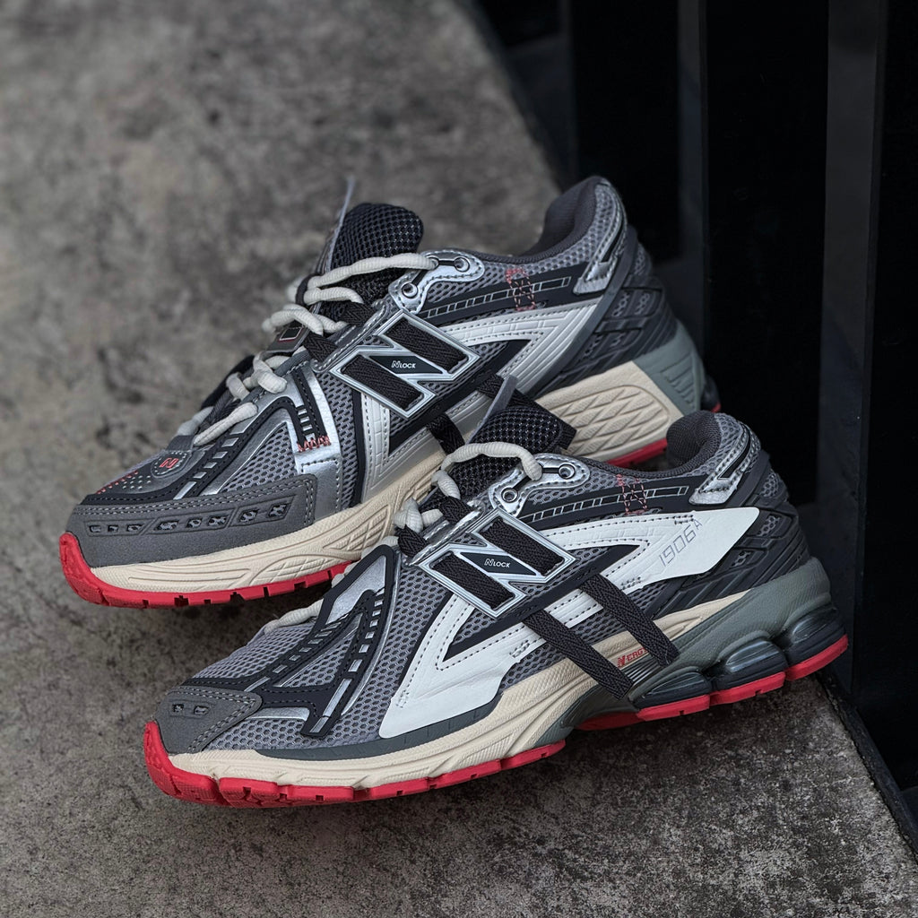 NEW BALANCE 1906A / SLATE GREY DRIFT RED