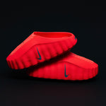 NIKE MIND 001 SLIDE / SOLAR RED