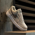 NIKE AIR FORCE 1 LOW / BEIGE