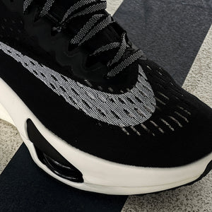 NIKE AIR ZOOM ALPHAFLY / BLACK