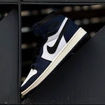 AIR JORDAN 1 / MIDNIGHT NAVY