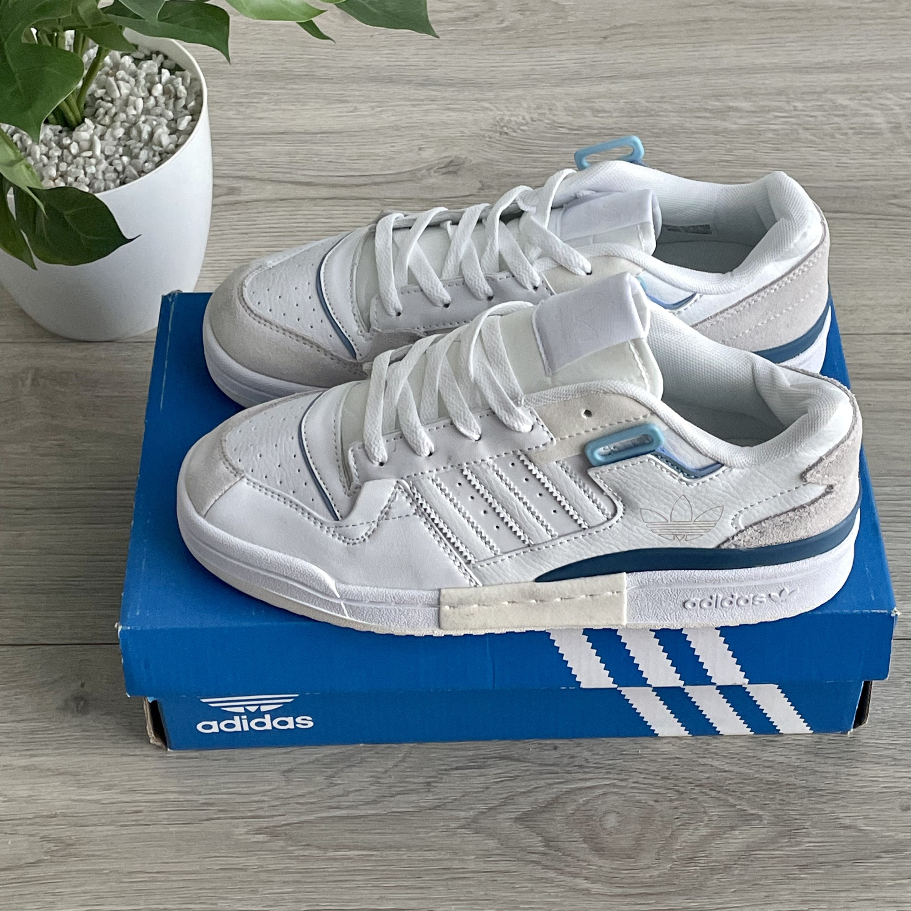 Adidas Forum / Exhibit White - Low