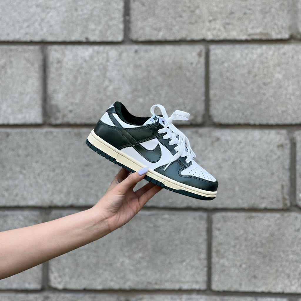 NIKE DUNK /  Vintage Green - Low