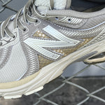 New Balance 860 / Beige Timberwolf V2