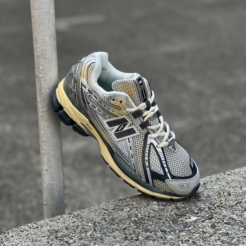 New Balance 1906R / Silver - NLock