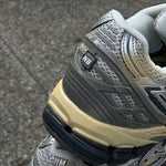 New Balance 1906R / Silver - NLock