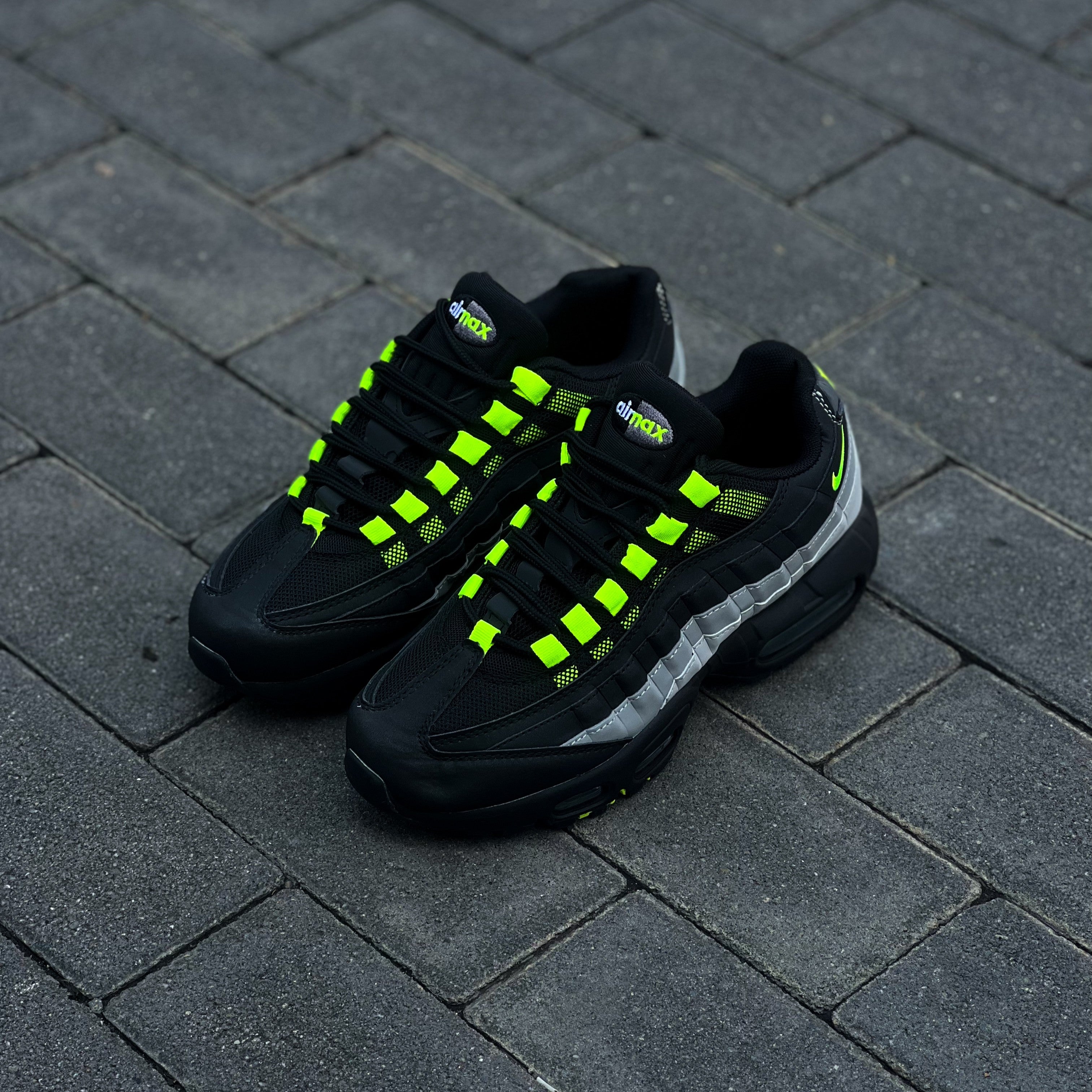Nike Air Max 95' / Black Volt