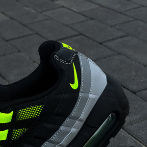 Nike Air Max 95' / Black Volt