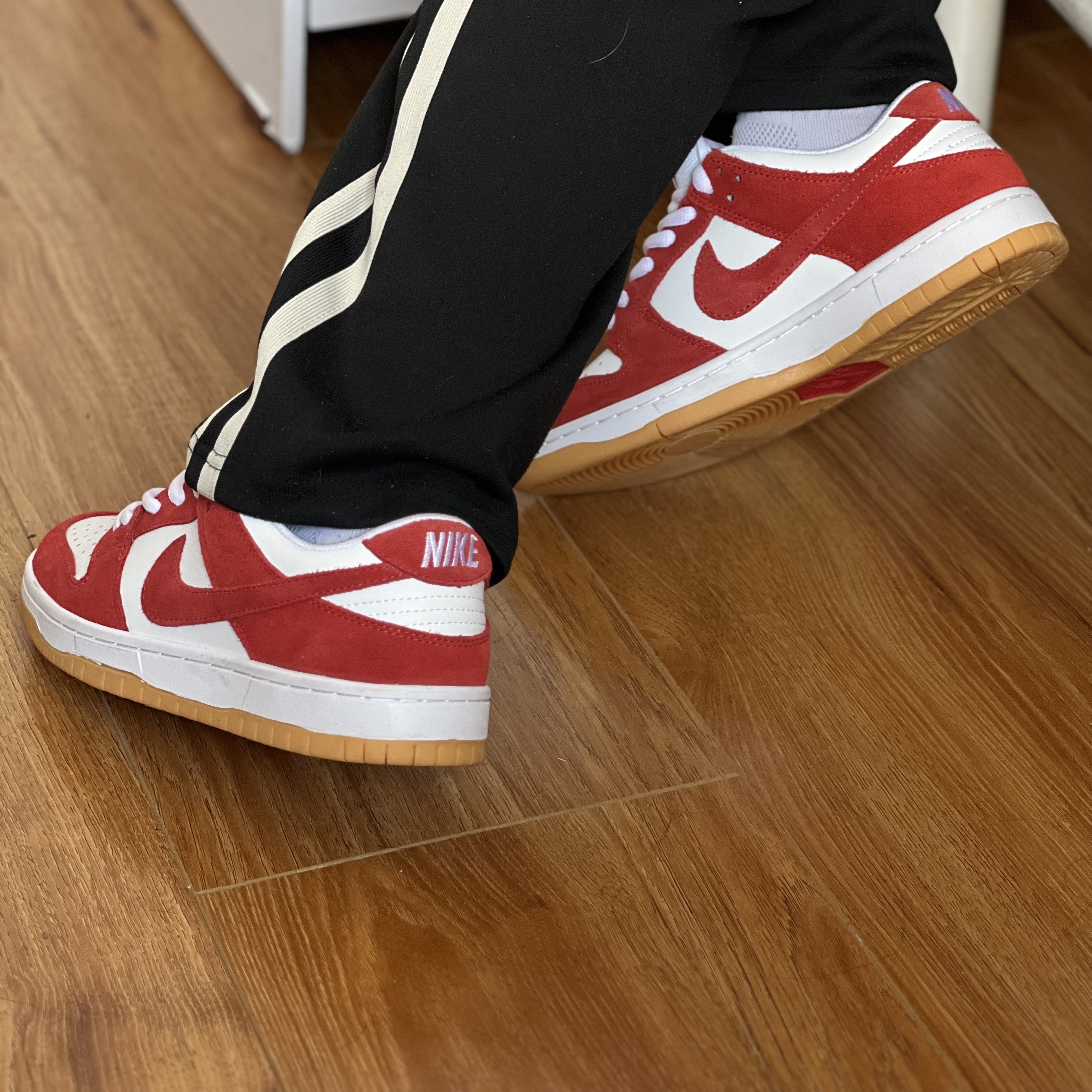 NIKE DUNK SB / Red Suede - Low
