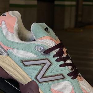 New Balance 9060 / Clay Ash