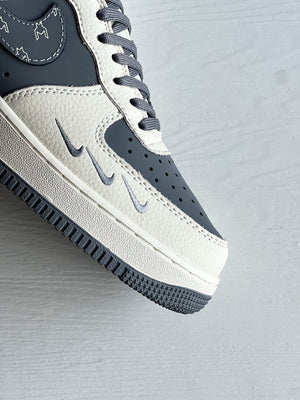 Nike Air Force 1 / The North
