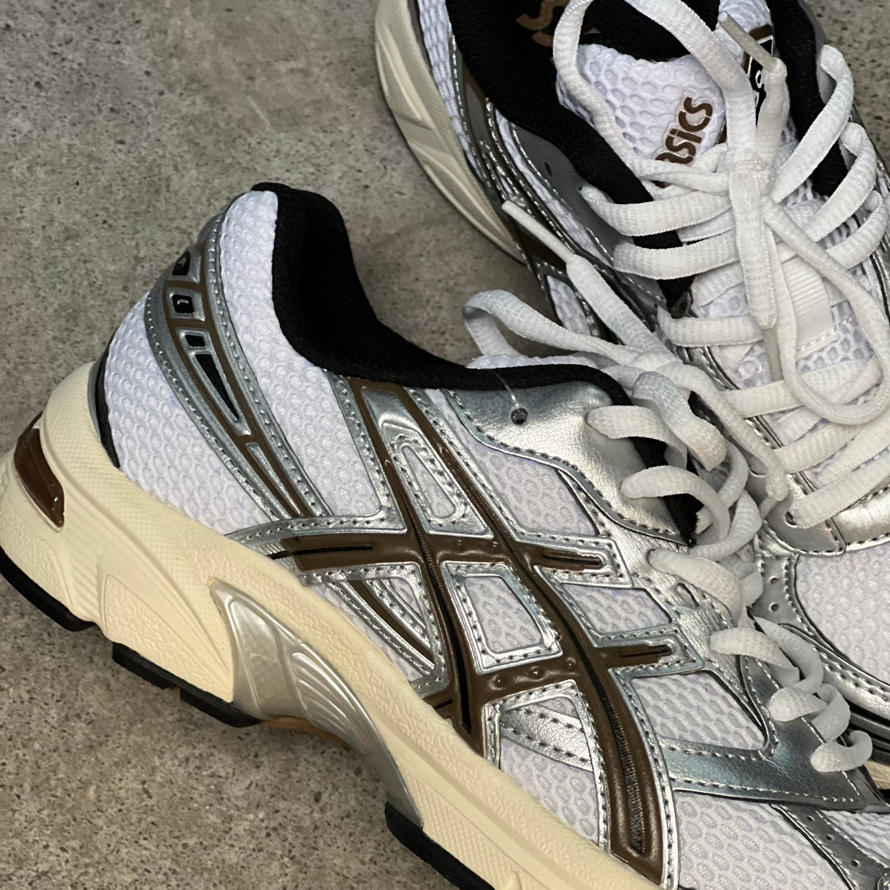 ASICS Gel-1130 / Cream