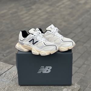 New Balance 9060 / Turtledove Black Silver Metallic
