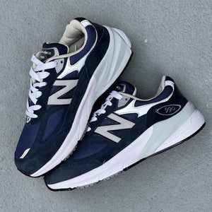 New Balance 990 / Black - Navy MiUSA