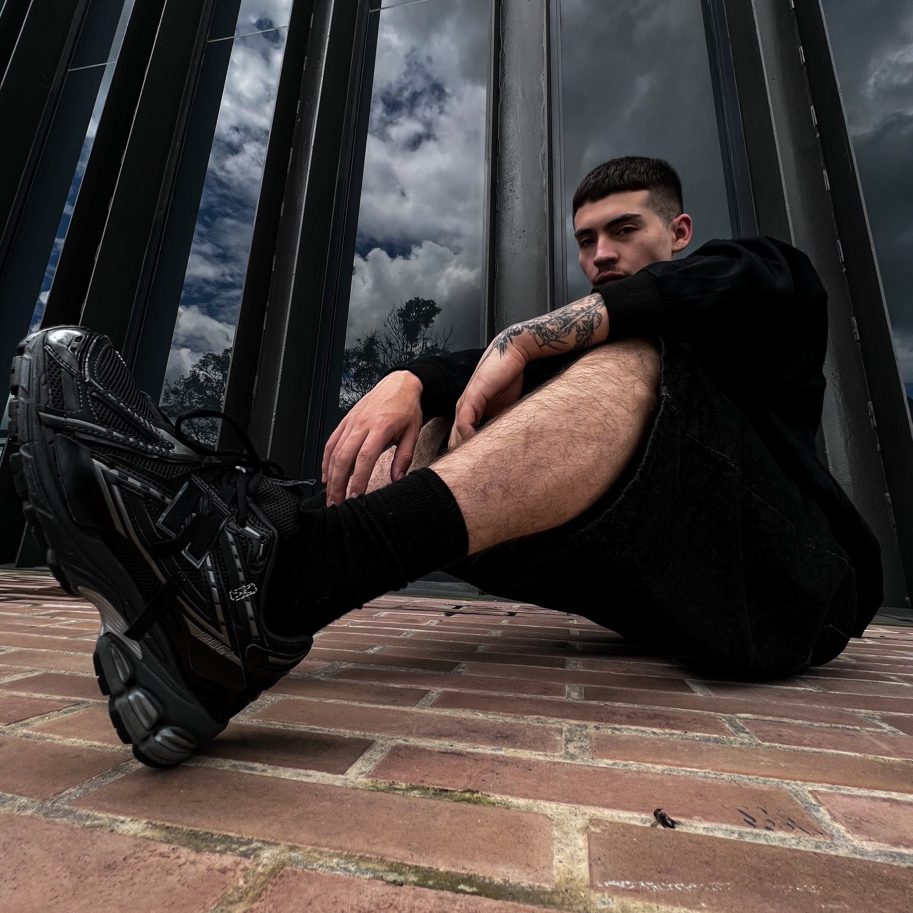 New Balance 1906A / Triple black