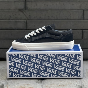 VANS Style 36 / Blends Bones