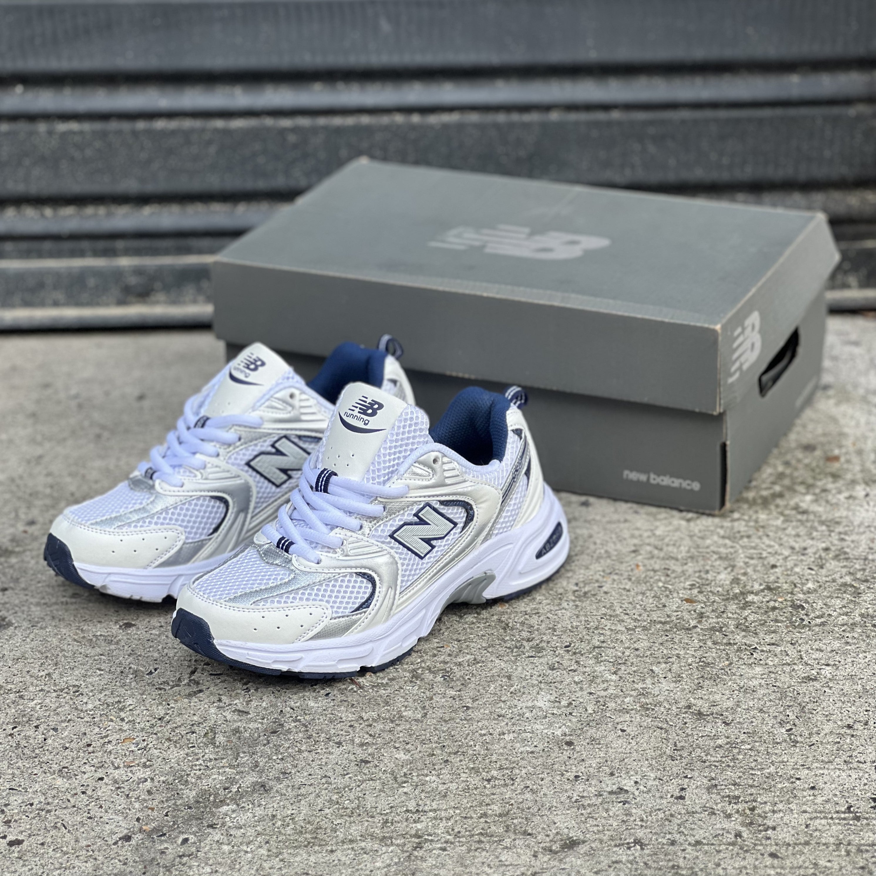 New Balance 530 / Classic Blue