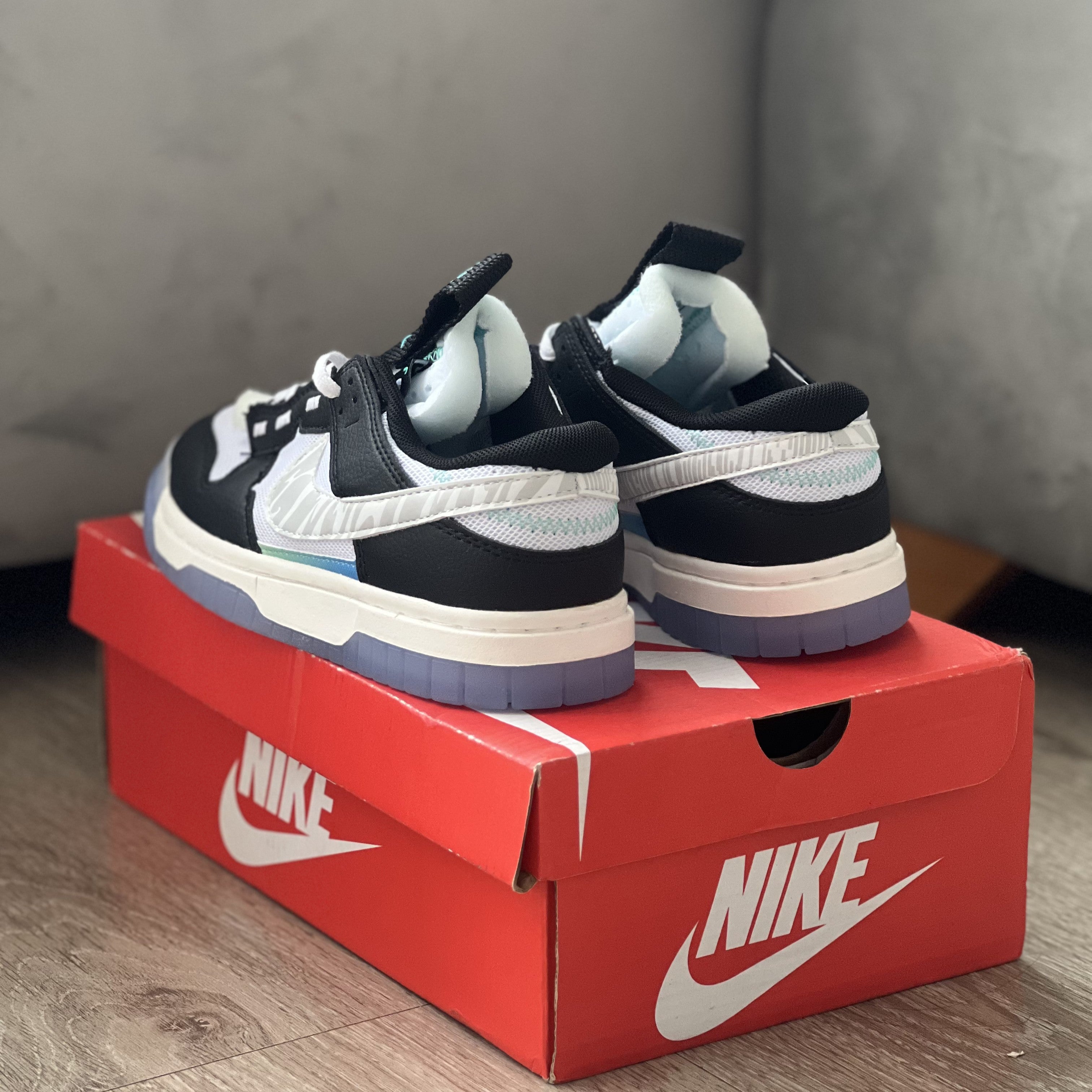 NIKE DUNK Remastered / Panda - Low