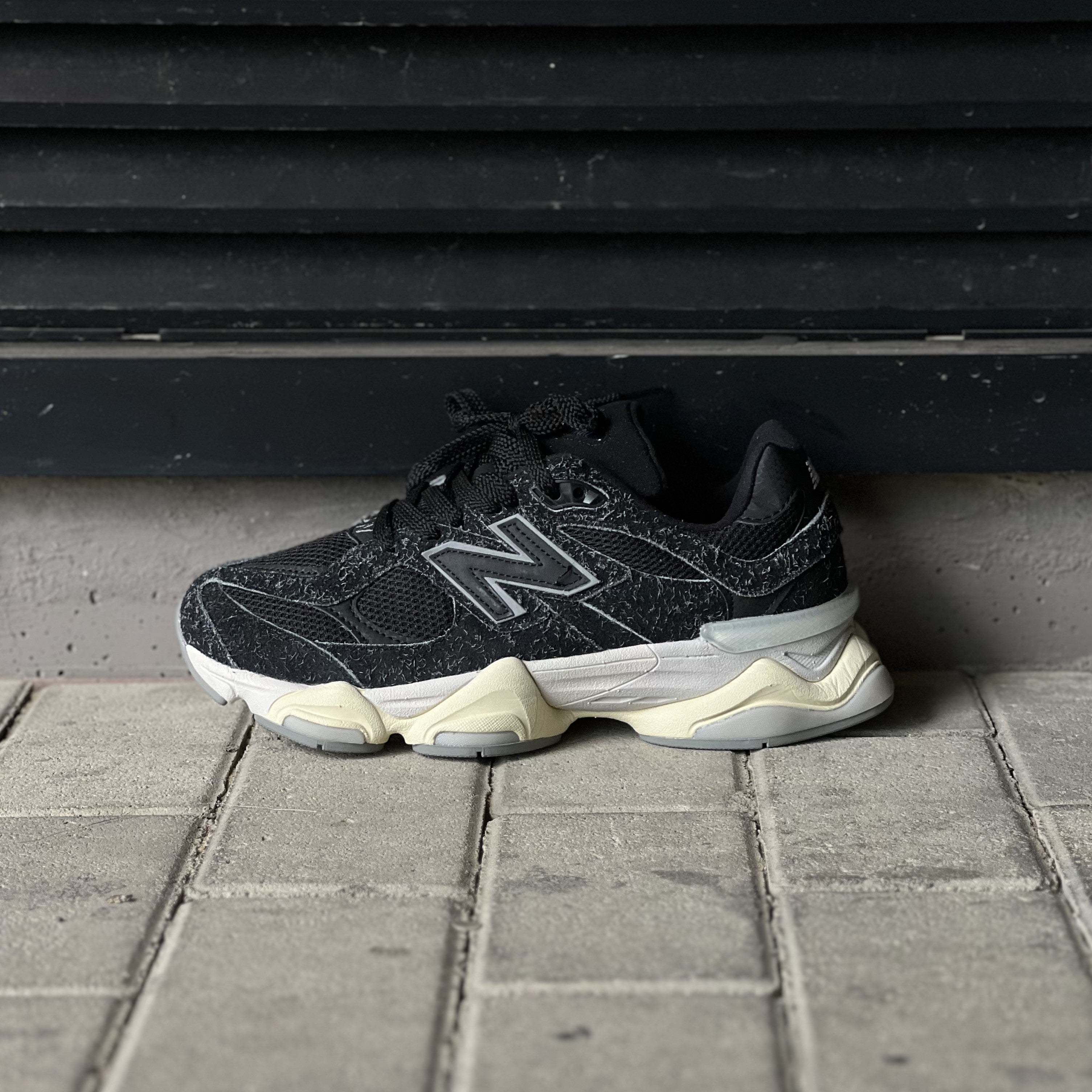 New Balance 9060 / Hairy Suede