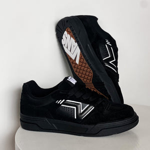 Vans Upland / All Black