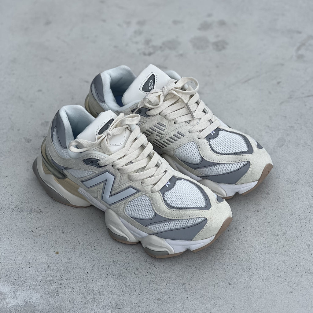 New Balance 9060 / Sea Salt White