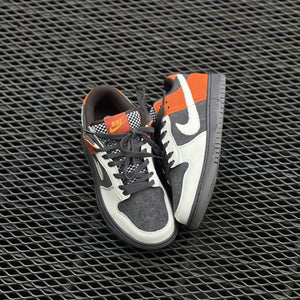 NIKE DUNK / Velvet Brown and Rugged Orange - Low