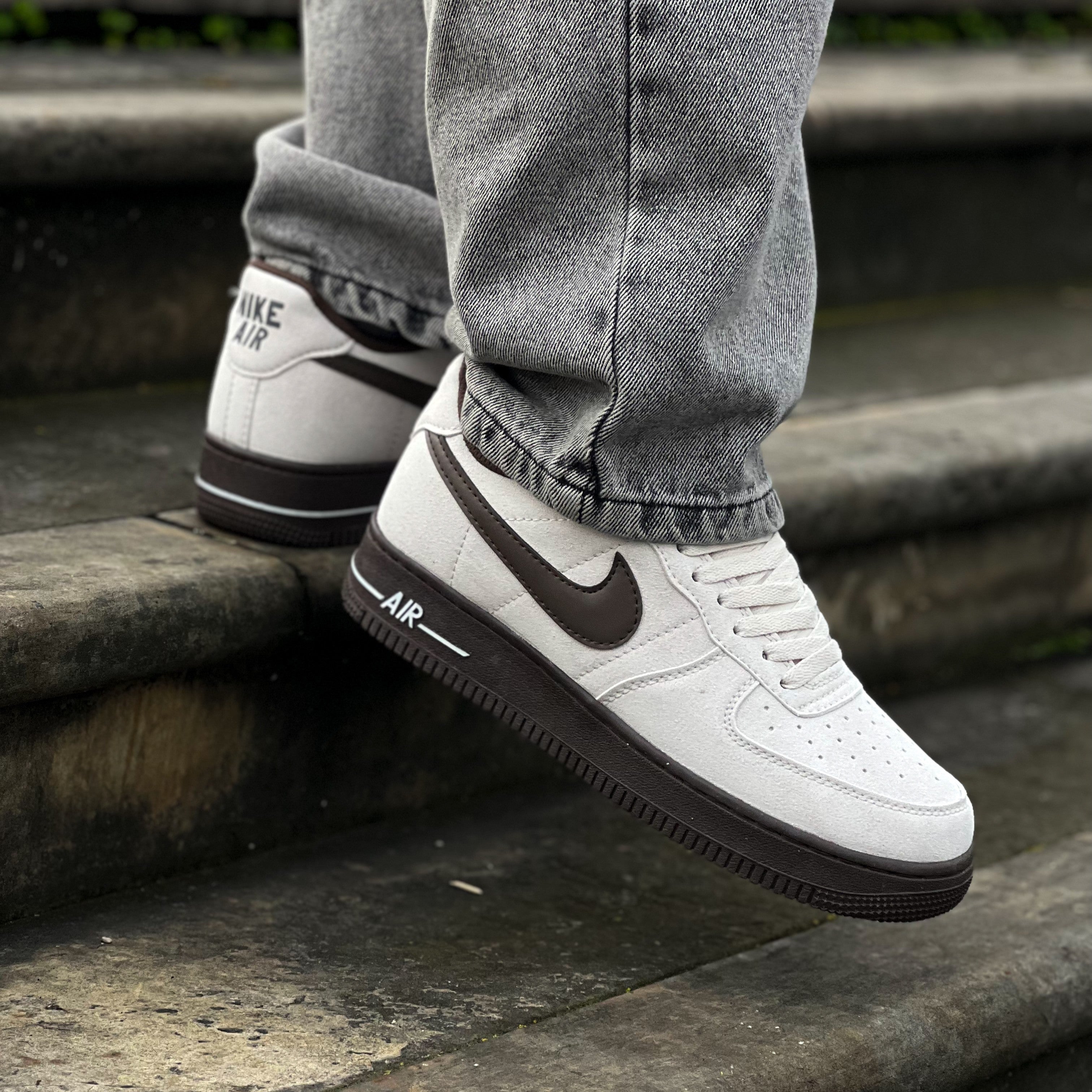 Nike Air Force 1 / Ivory Brown