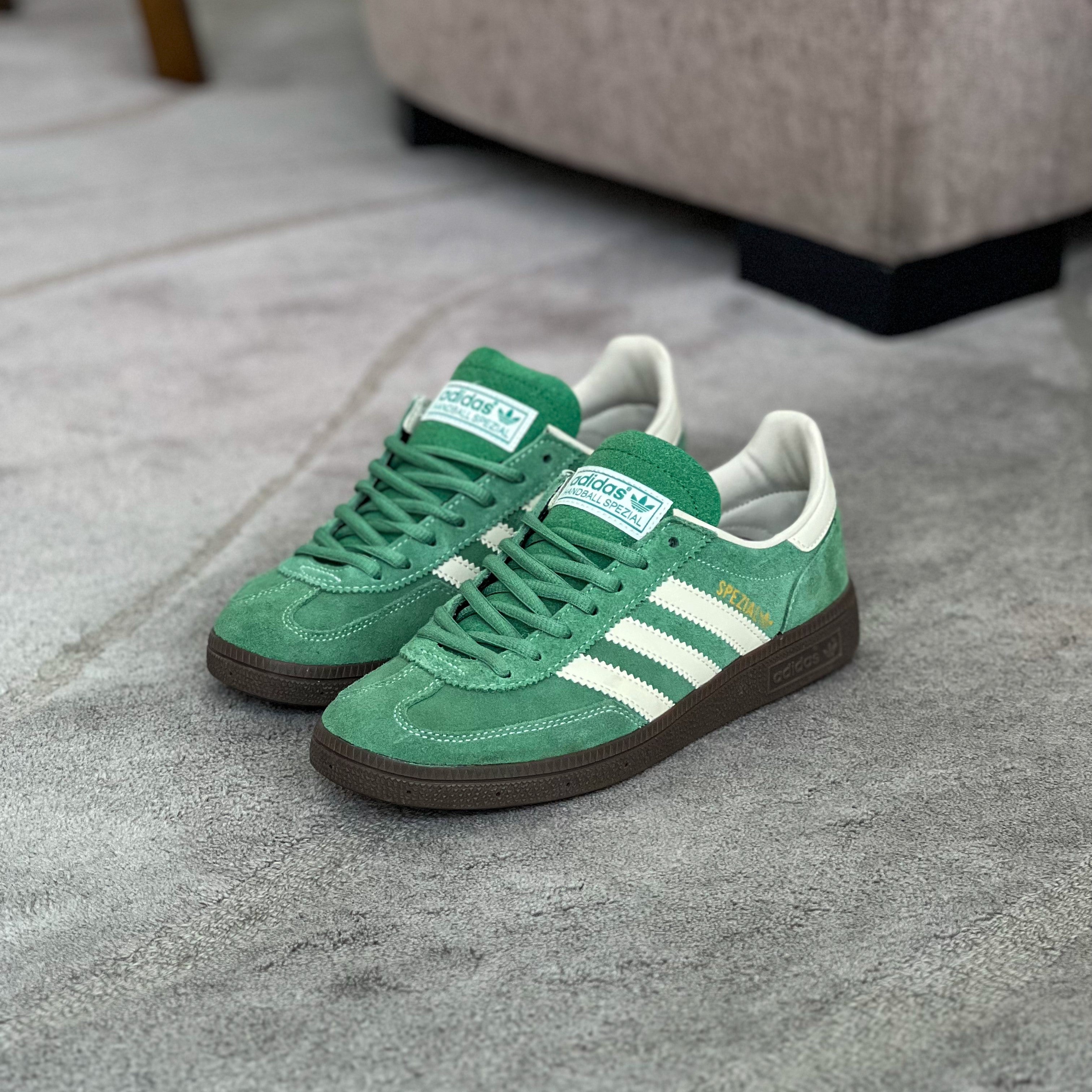 Adidas Spezial / Preloved Green