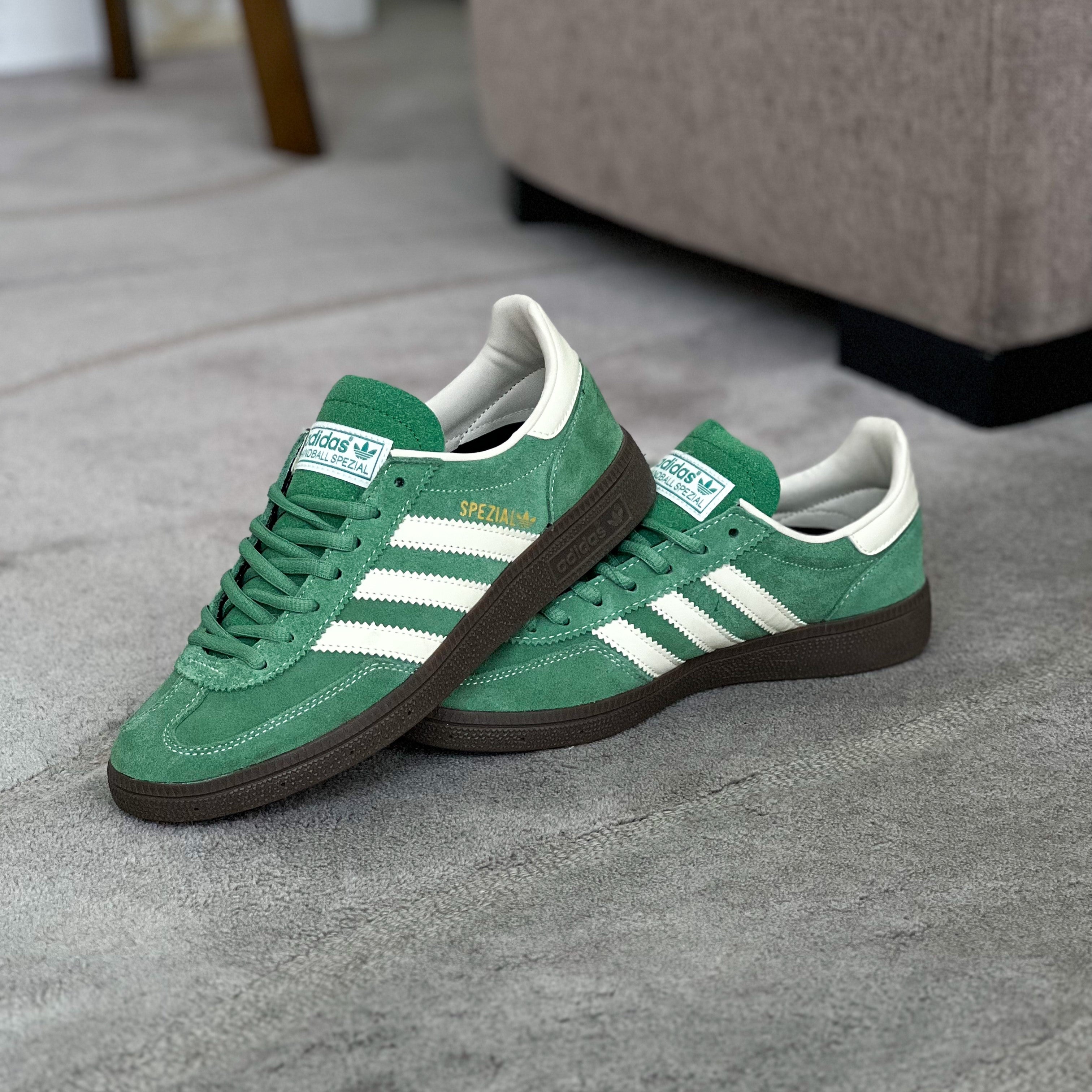 Adidas Spezial / Preloved Green