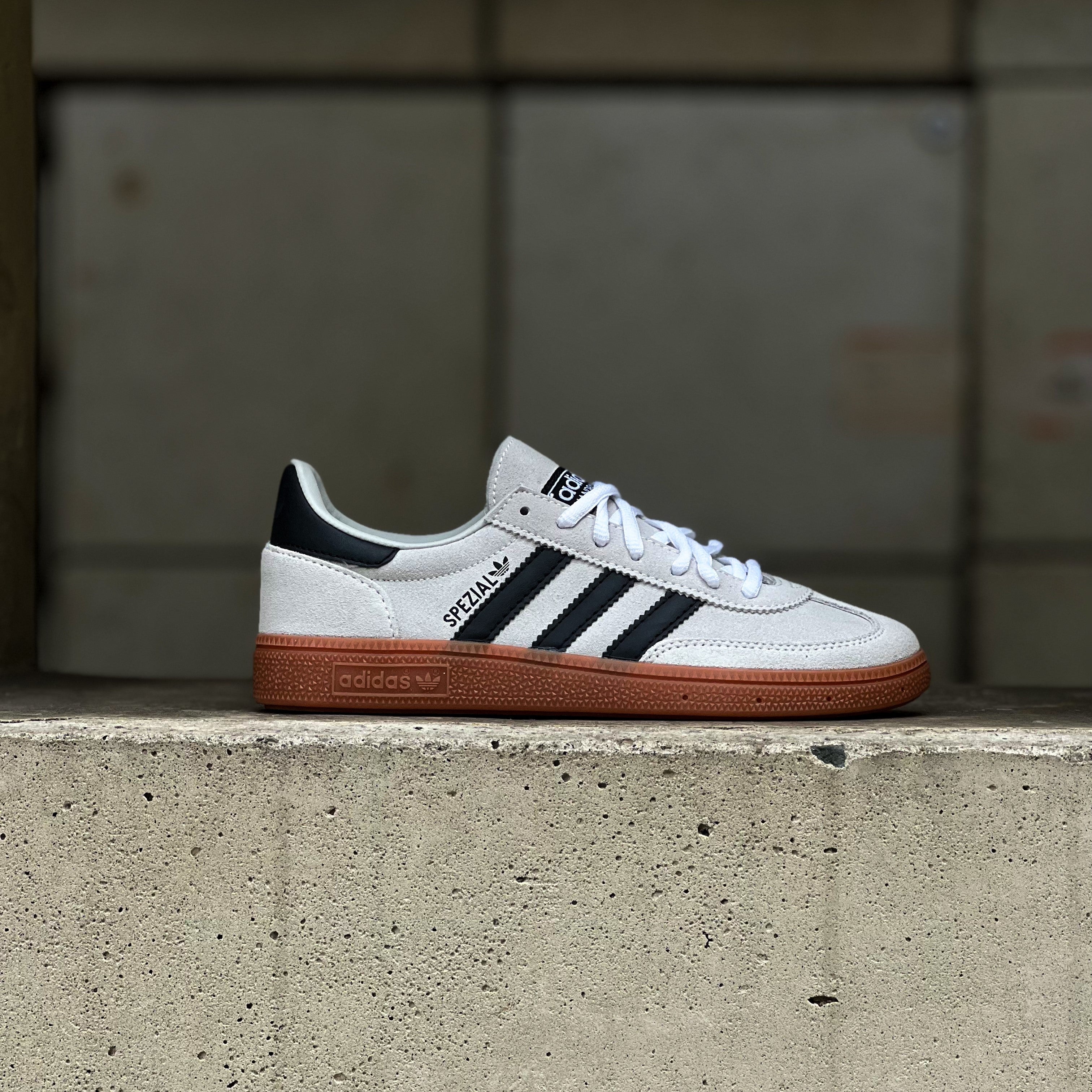 Adidas Spezial / Sand White