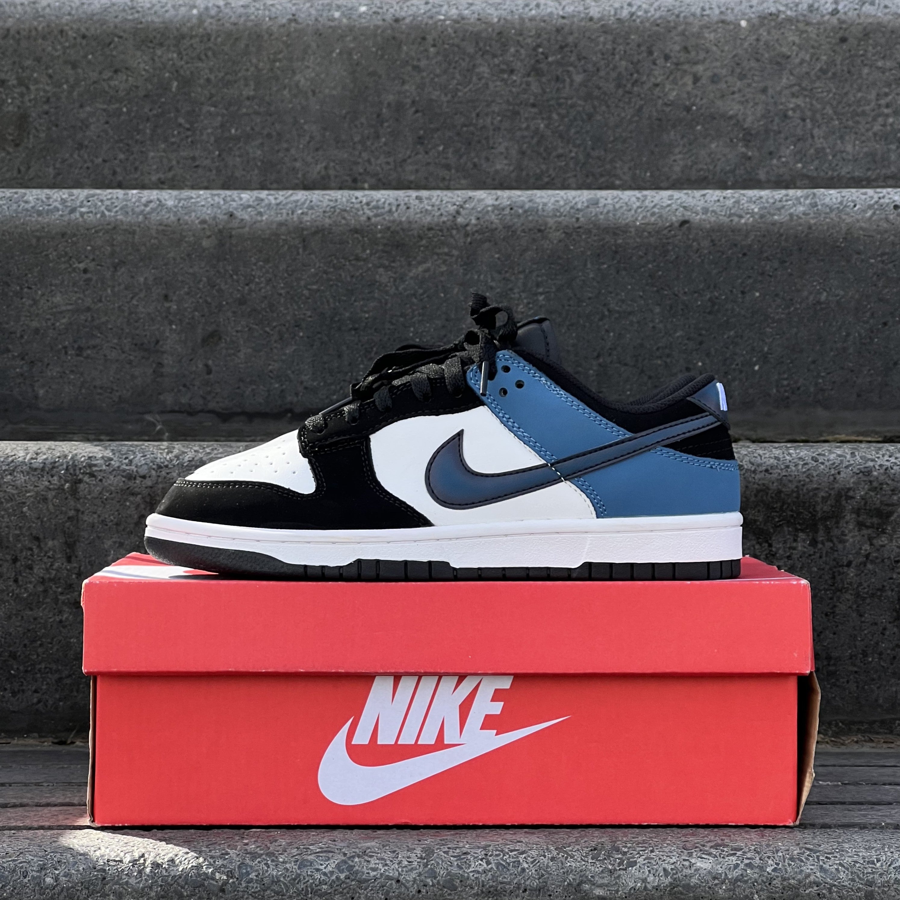 NIKE DUNK / Industrial Blue - Low