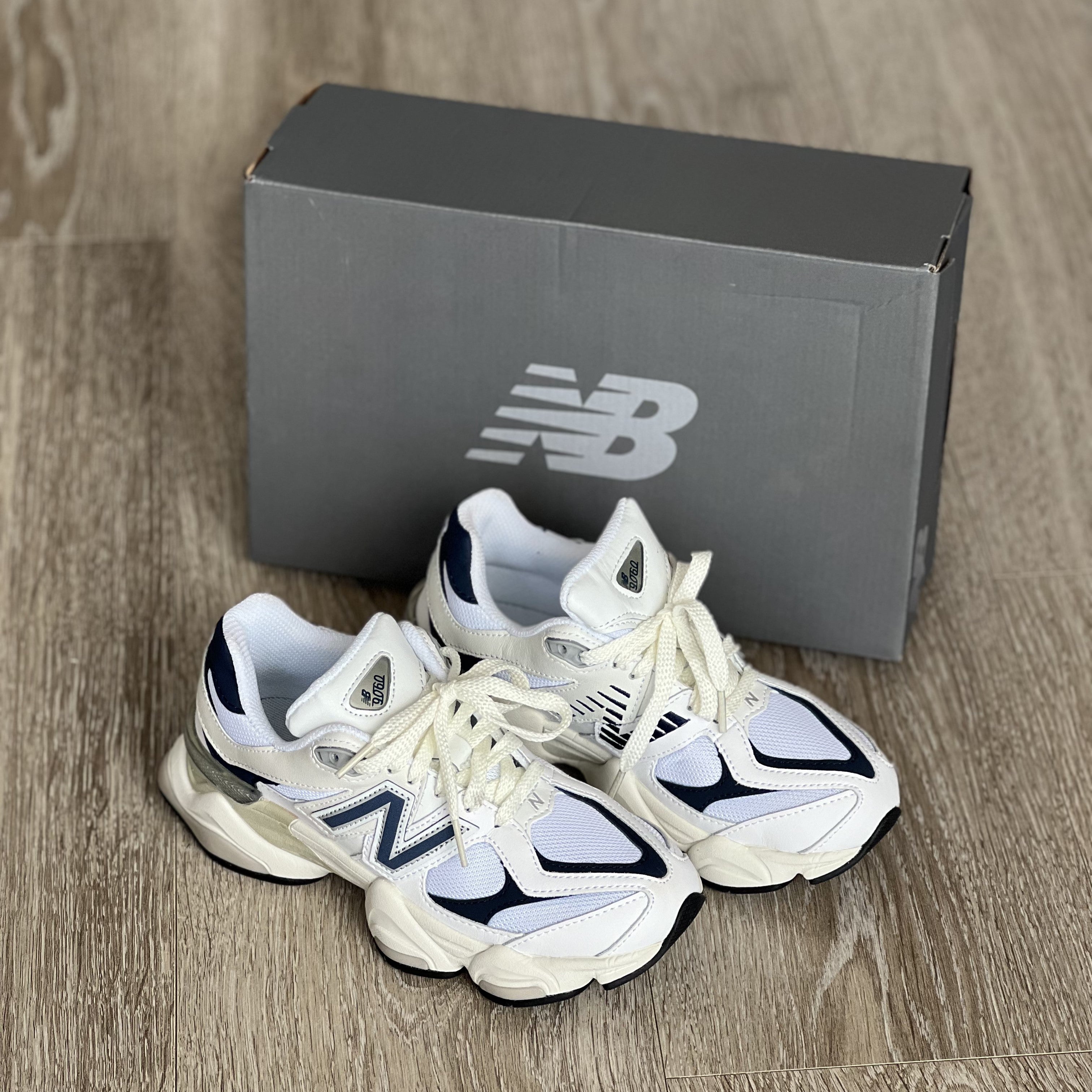 New Balance 9060 / White Blue