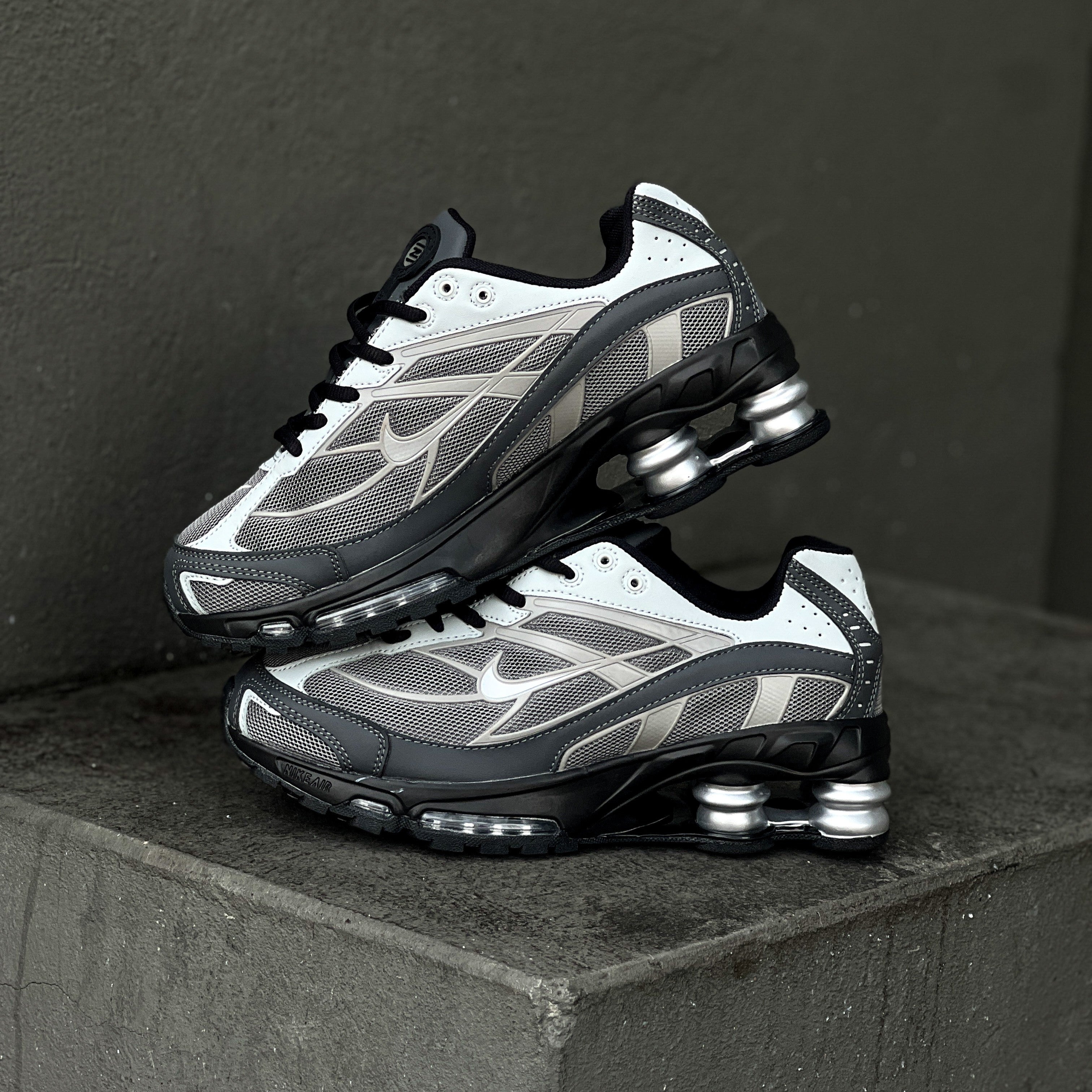 Nike Shox Ride 2 / Light Graphite & Black